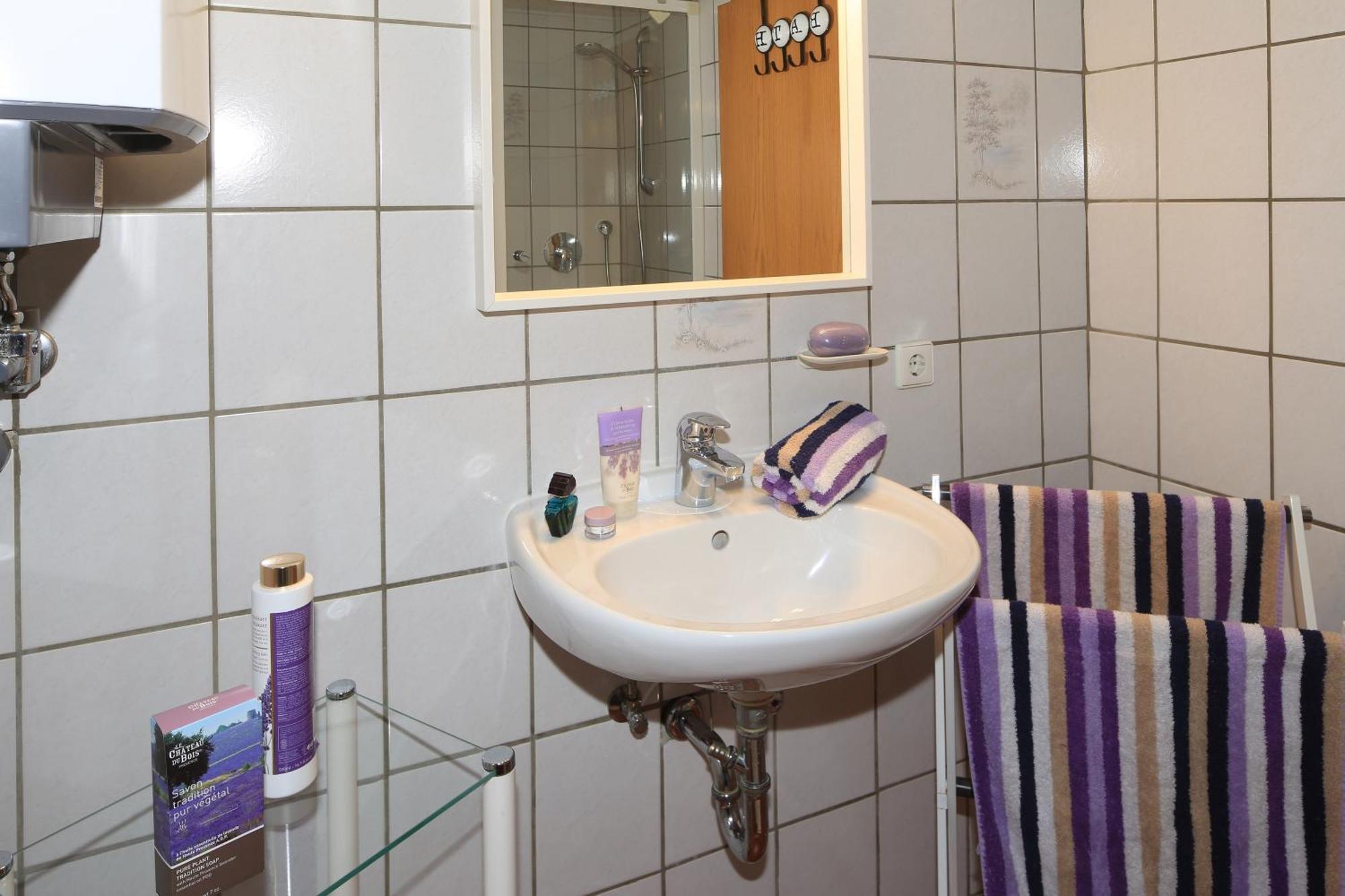 Ferienwohnung Haus Am Sonnenhügel Bad Urach Exterior foto